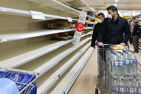 Po brexite začína byť v krajine stále vážnejší nedostatok tovarov, služieb a potravín